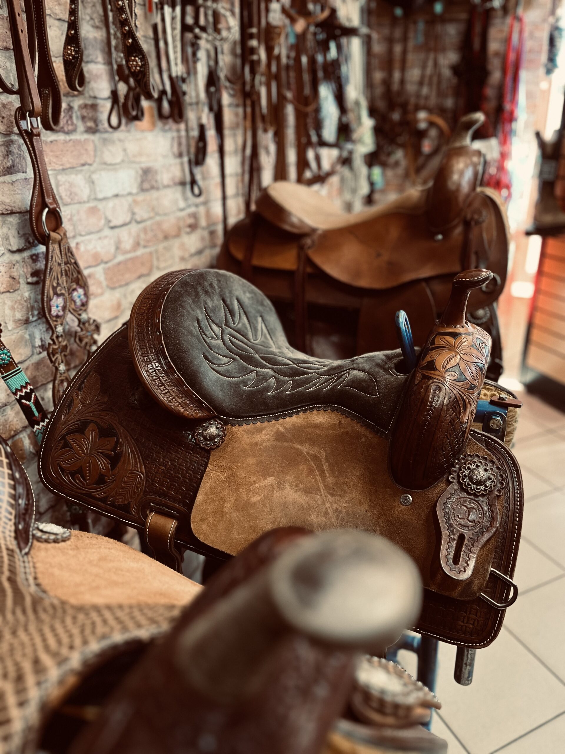 ŚWIAT WESTERNU- SIODŁO WESTERNOWE|  Budowa siodła westernowego